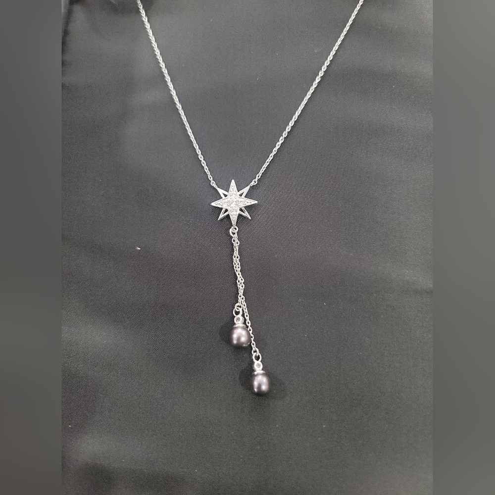 Vantel Pearl Necklace